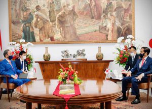 Jokowi and Suga Discussed Covid-19 Pandemic Management